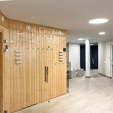 Апартаменты Baltischer Hof 24 *